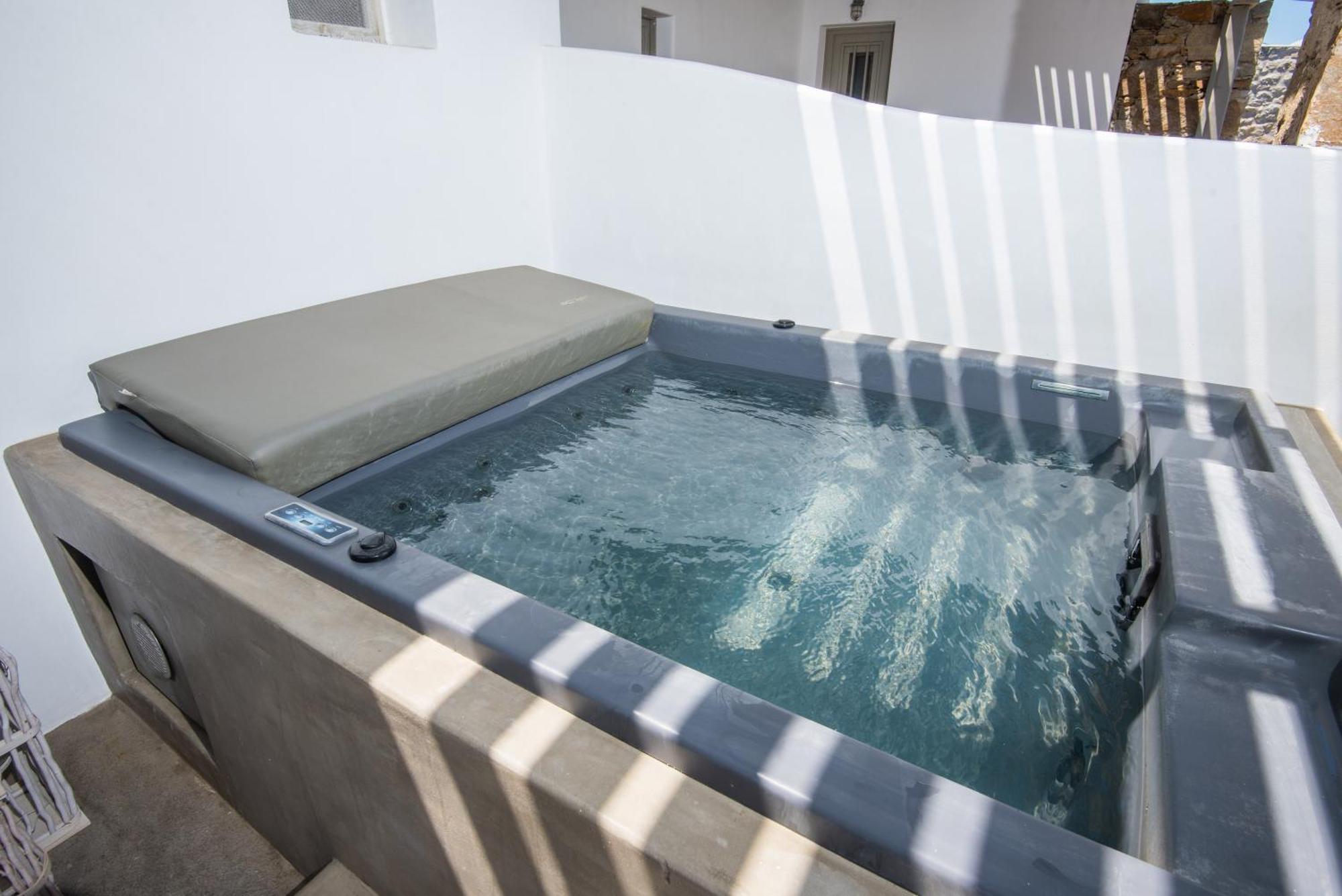 Апартаменты White And Grey Mykonos Town Экстерьер фото